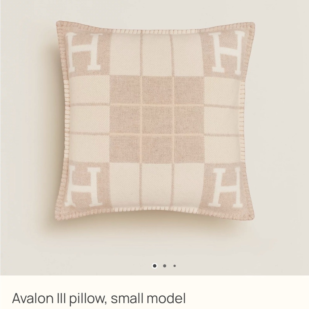 Hermes Avalon III Pillow in Cream and Tan